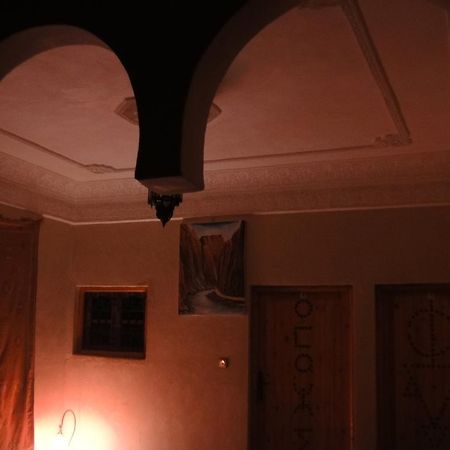 Maison D'Hotes Le Ciel Bleu Тингир Экстерьер фото